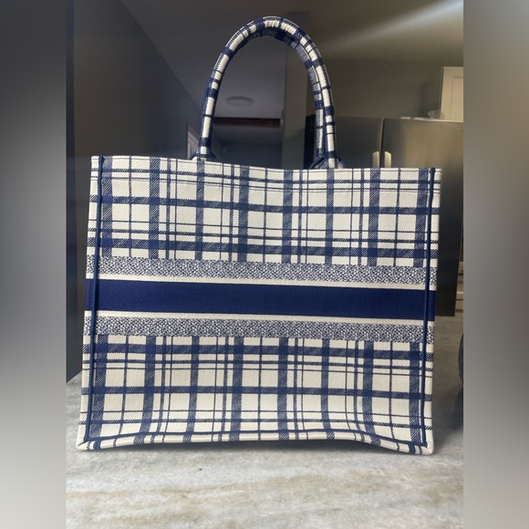 Dior Book Tote Large - Picture 6 of 14